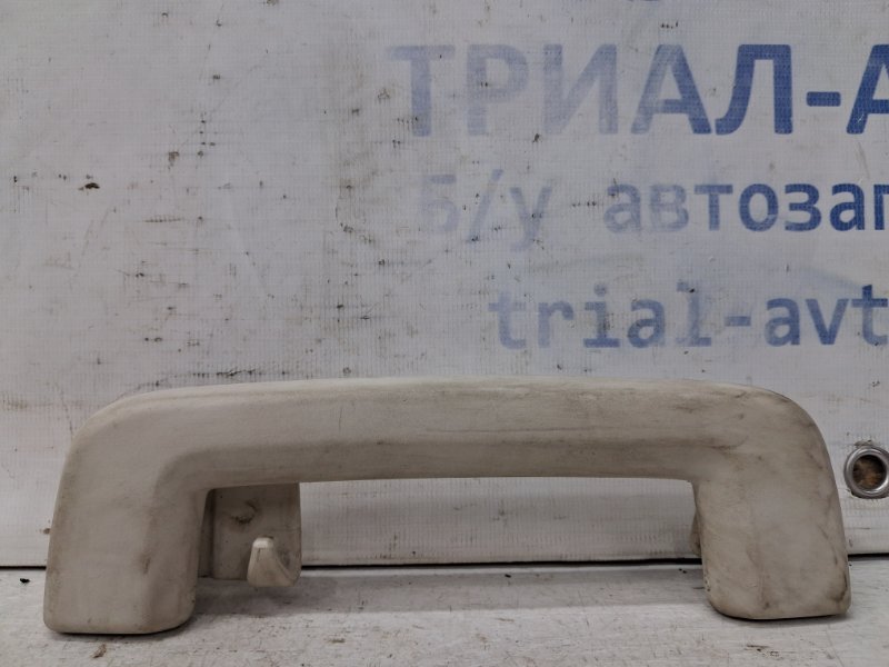 Запчасть ручка потолка Ford Kuga 2011-2019 CBS 2.0 diesel 7S7Z5831406AA Б/У Ручка потолка Ford Kuga 2011-2019 CBS 2.0 diesel 7S7Z5831406AA Б/У