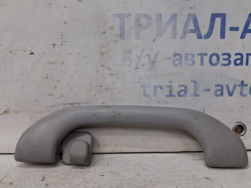 Запчасть ручка потолка Mitsubishi Pajero Wagon 1999-2006 3 3.2 Дизель 4M41 MR330017 Б/У Ручка потолка Mitsubishi Pajero Wagon 1999-2006 3 3.2 Дизель 4M41 MR330017 Б/У
