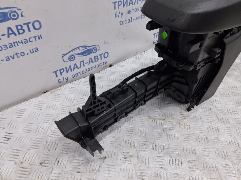 Подлокотник Kuga 2011-2019 CBS 2.0 diesel Подлокотник Kuga 2011-2019 CBS 2.0 diesel
