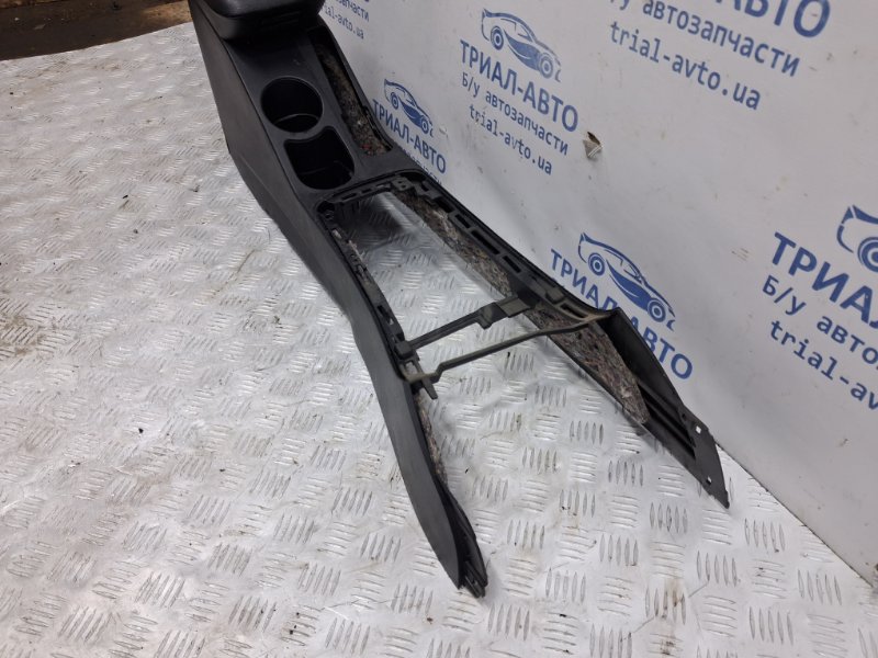 Подлокотник Ceed 2006-2012 ED 1.6 diesel D4FB