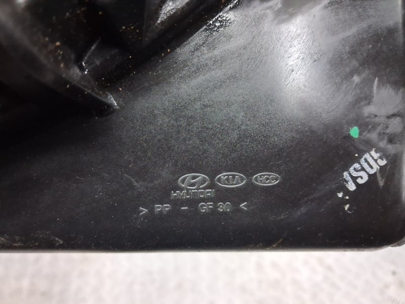 Диффузор с вентилятором радиатора Ceed 2006-2012 ED 1.6 diesel D4FB Диффузор с вентилятором радиатора Ceed 2006-2012 ED 1.6 diesel D4FB