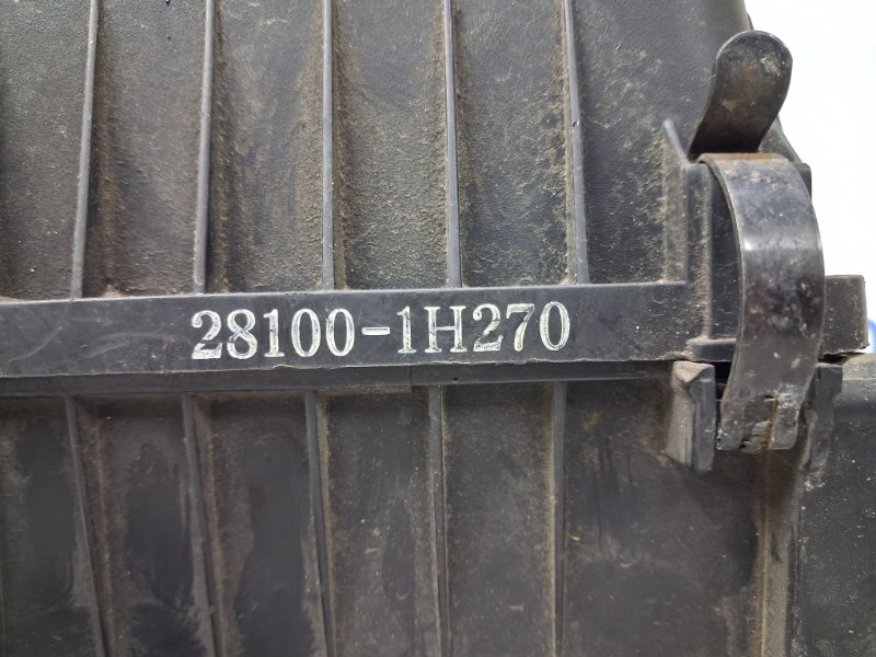 Корпус воздушного фильтра Kia Ceed ED 1.6 diesel D4FB