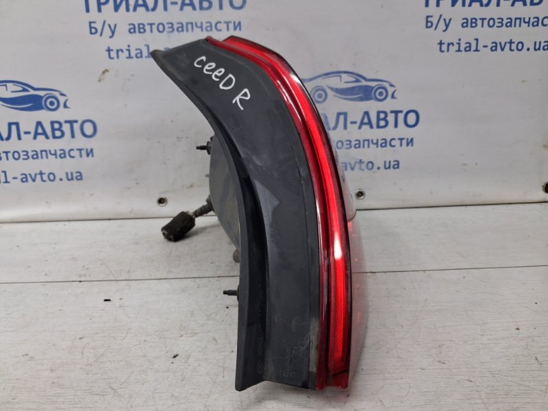 Фонарь задний внешний правый Ceed 2006-2012 ED 1.6 diesel D4FB
