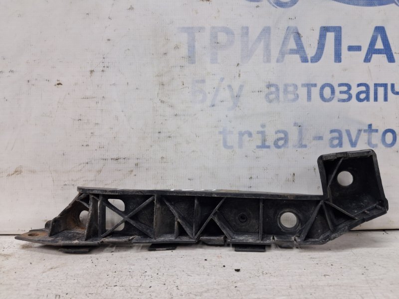 Кронштейн бампера передний левый Kia Ceed ED 1.6 diesel D4FB