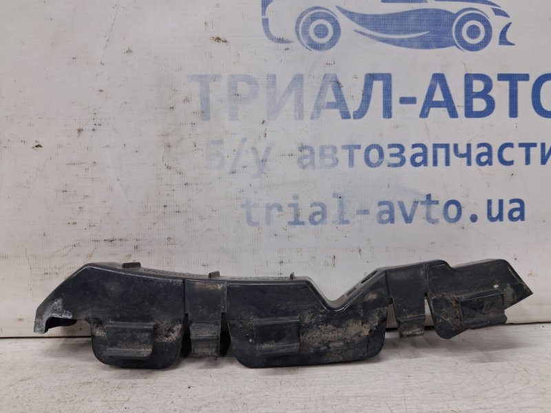 Кронштейн бампера передний правый Ceed 2006-2012 ED 1.6 diesel D4FB