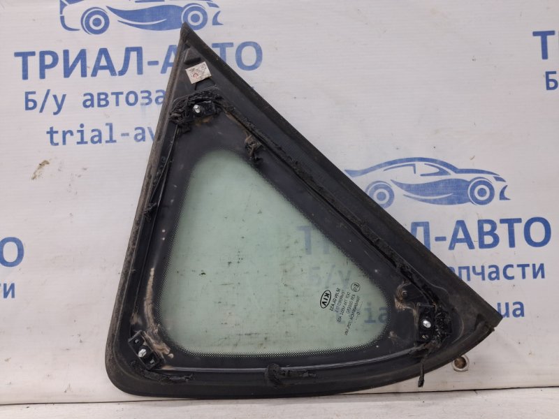 Стекло в кузов заднее левое Kia Ceed ED 1.6 diesel D4FB