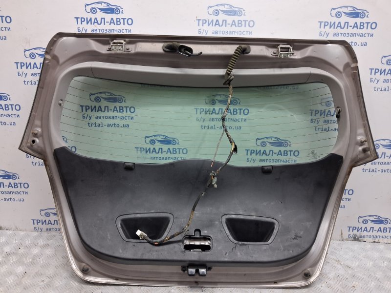 Крышка багажника Ceed 2006-2012 ED 1.6 diesel D4FB Крышка багажника Ceed 2006-2012 ED 1.6 diesel D4FB