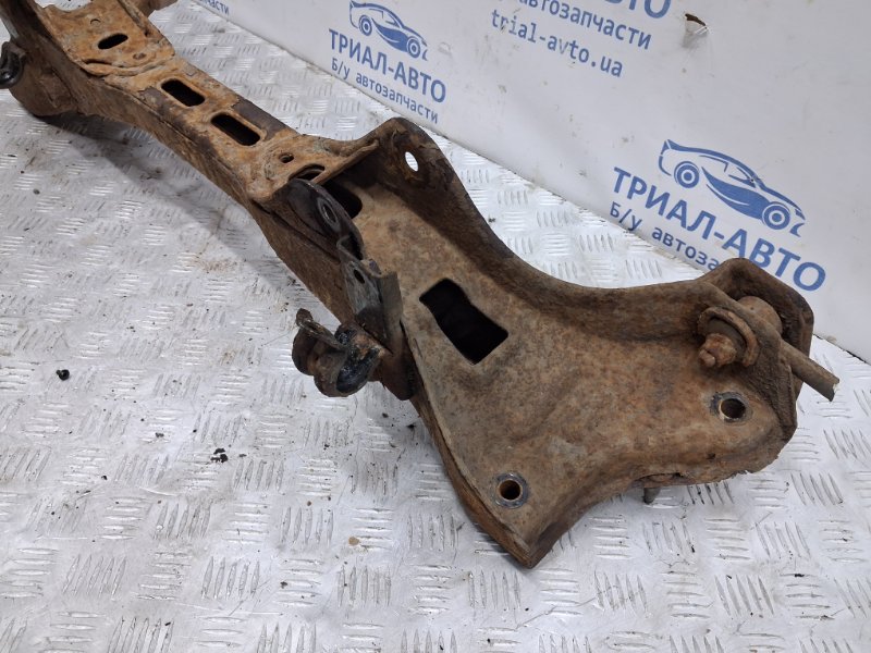 Балка задней подвески Ceed 2006-2012 ED 1.6 diesel D4FB Балка задней подвески Ceed 2006-2012 ED 1.6 diesel D4FB