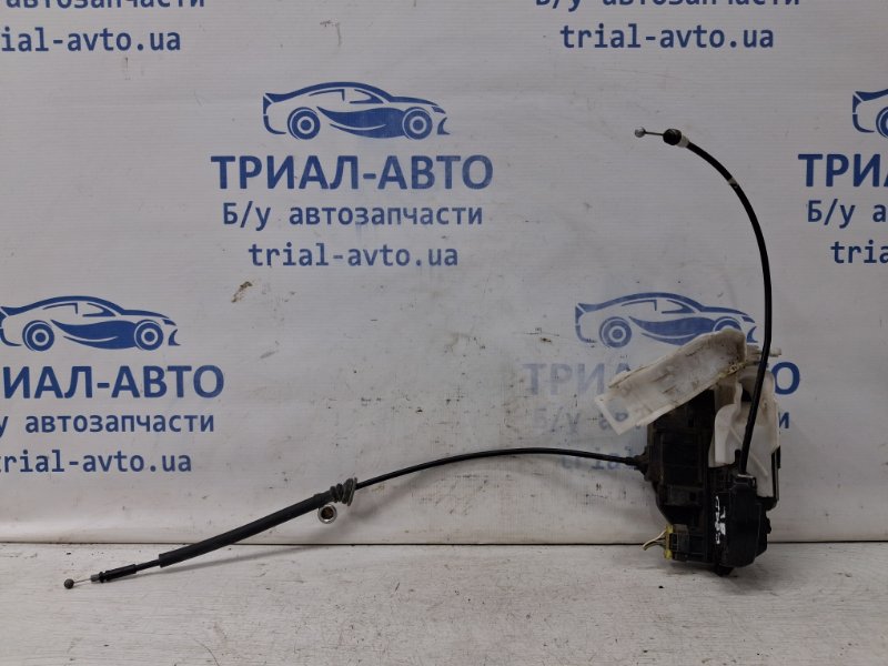 Замок двери задний левый Kia Ceed 2006-2012 ED 1.6 diesel D4FB 814101H000 Б/У