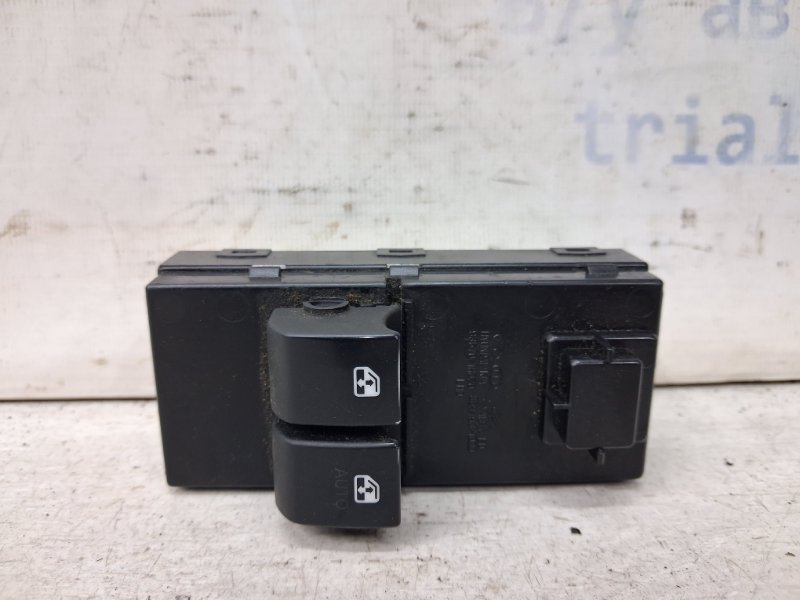 Блок управления стеклоподъемниками Kia Ceed 2006-2012 ED 1.6 diesel D4FB 935701H020EQ Б/У