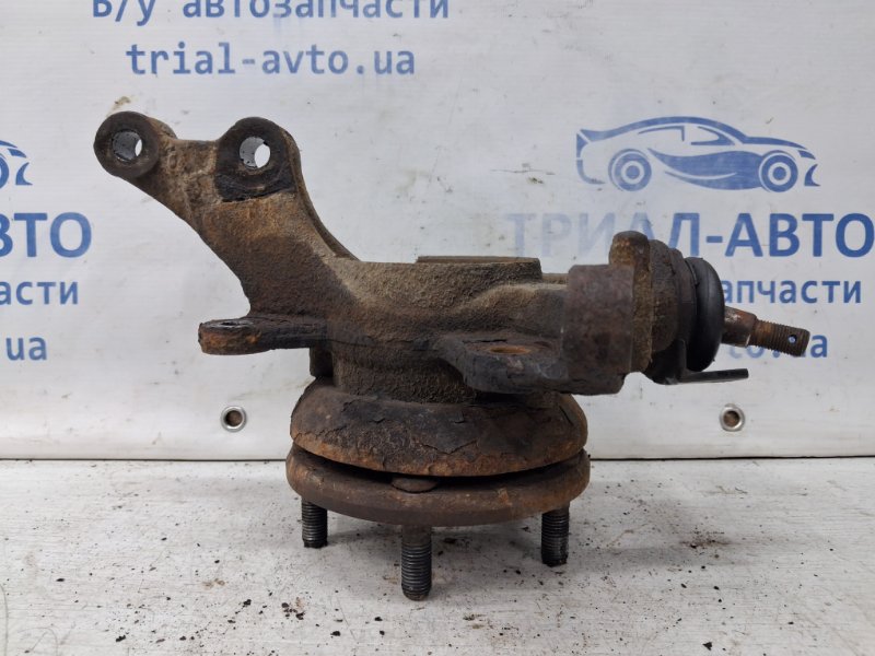 Кулак поворотный левый со ступицей Ceed 2006-2012 ED 1.6 diesel D4FB Кулак поворотный левый со ступицей Ceed 2006-2012 ED 1.6 diesel D4FB