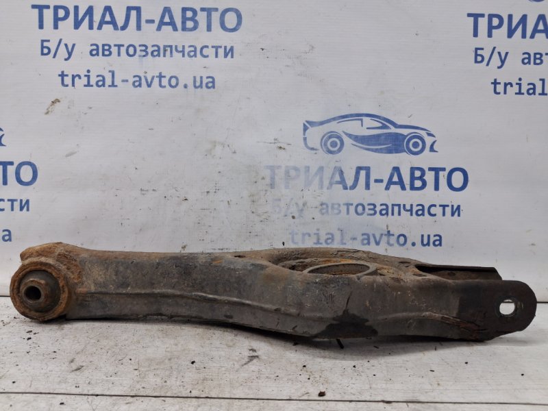 Рычаг задней подвески нижний поперечный (под пружину) Ceed 2006-2012 ED 1.6 diesel D4FB