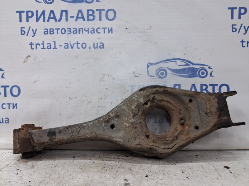 Рычаг задней подвески нижний поперечный (под пружину) Ceed 2006-2012 ED 1.6 diesel D4FB