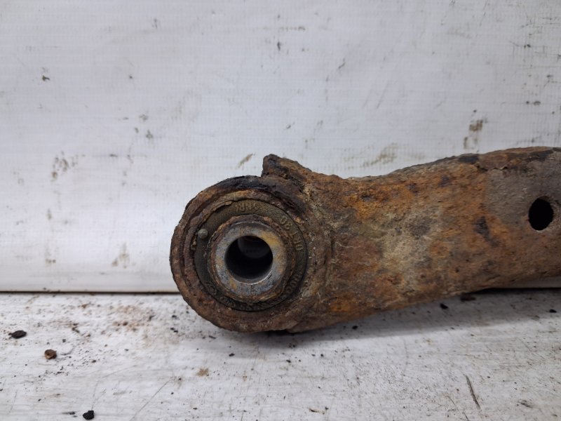 Рычаг задний поперечный Ceed 2006-2012 ED 1.6 diesel D4FB