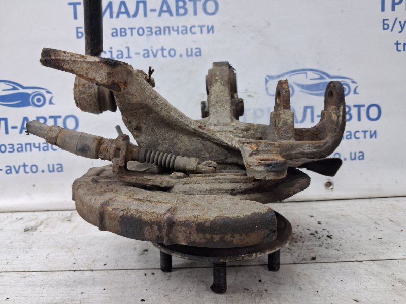 Цапфа задняя левая со ступицей Ceed 2006-2012 ED 1.6 diesel D4FB