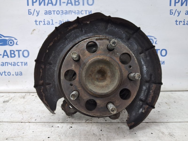 Цапфа задняя левая со ступицей Ceed 2006-2012 ED 1.6 diesel D4FB