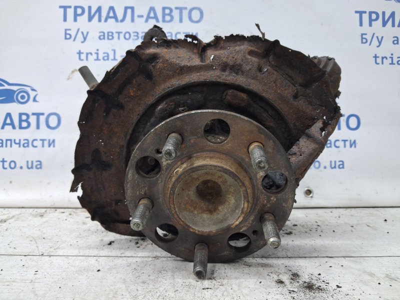 Цапфа задняя правая со ступицей Ceed 2006-2012 ED 1.6 diesel D4FB