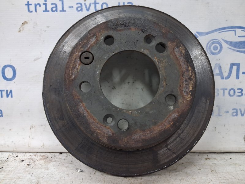 Запчасть диск тормозной задний Kia Ceed 2006-2012 ED 1.6 diesel D4FB 584111H100 Б/У Диск тормозной задний Kia Ceed 2006-2012 ED 1.6 diesel D4FB 584111H100 Б/У