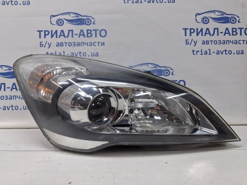 Фара правая галоген Рестайлинг Kia Ceed 2006-2012 ED 1.6 diesel D4FB 921021H070 Б/У