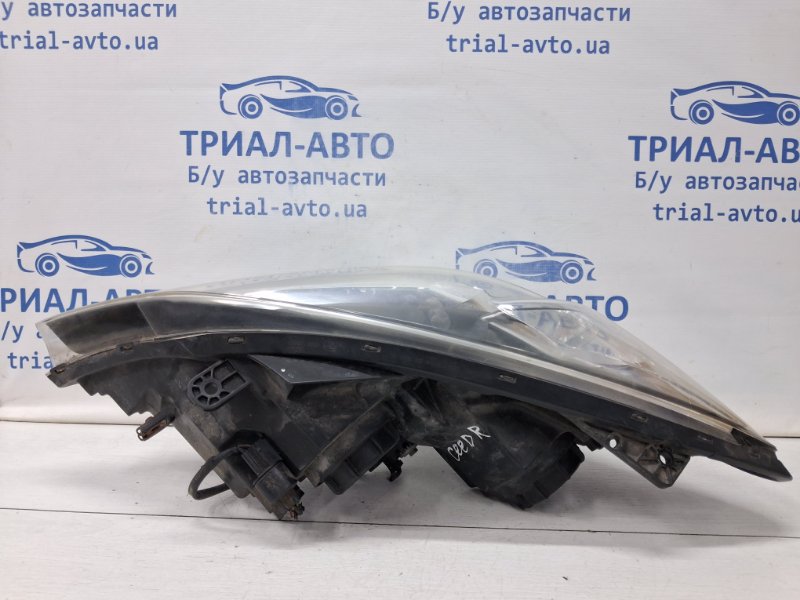 Фара правая галоген Рестайлинг Ceed 2006-2012 ED 1.6 diesel D4FB