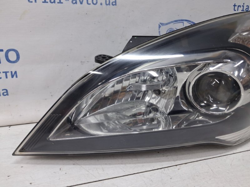Фара левая галоген Рестайлинг Ceed 2006-2012 ED 1.6 diesel D4FB