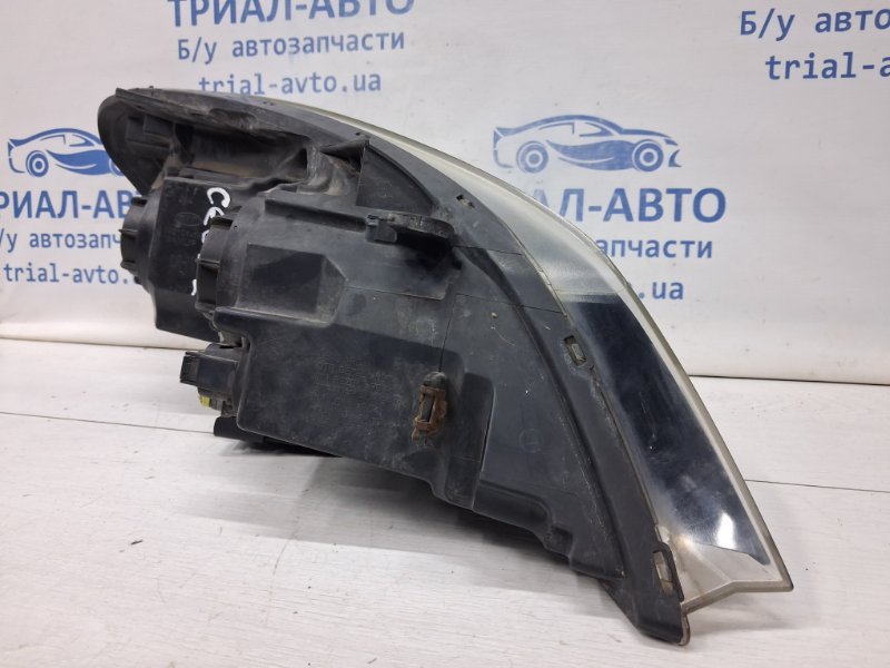 Фара левая галоген Рестайлинг Ceed 2006-2012 ED 1.6 diesel D4FB