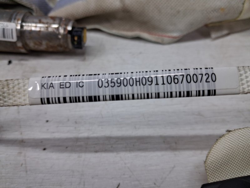 Airbag потолка(шторка) левый Ceed 2006-2012 ED 1.6 diesel D4FB Airbag потолка(шторка) левый Ceed 2006-2012 ED 1.6 diesel D4FB