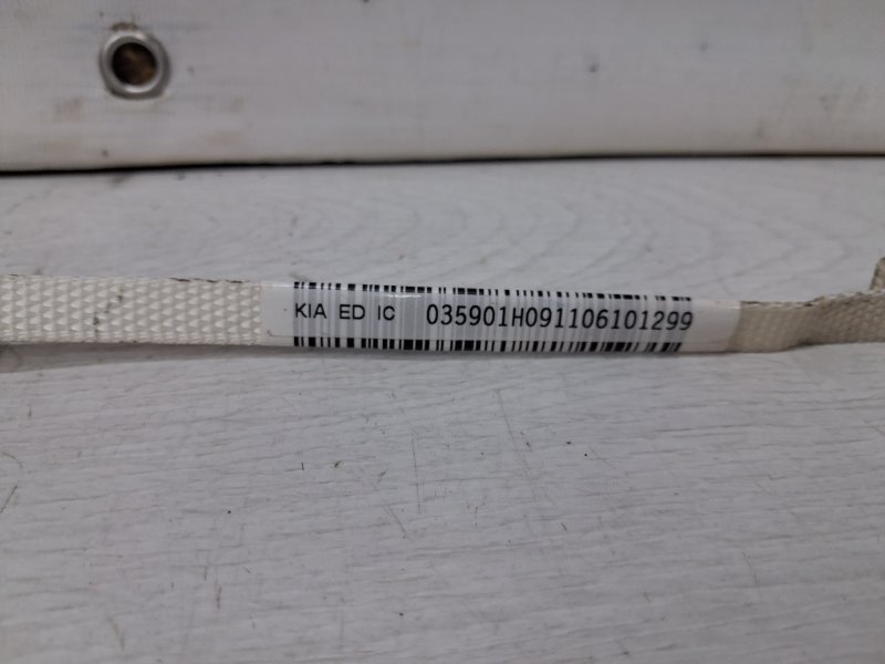 Airbag потолка(шторка) правый Ceed 2006-2012 ED 1.6 diesel D4FB Airbag потолка(шторка) правый Ceed 2006-2012 ED 1.6 diesel D4FB