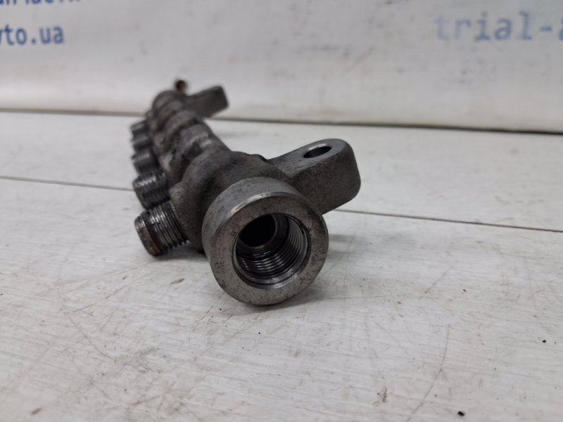 Топливная рампа Kia Ceed ED 1.6 diesel D4FB