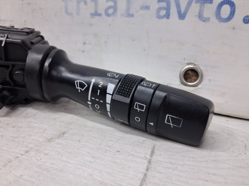 Переключатель подрулевой правый(дворники) Ceed 2006-2012 ED 1.6 diesel D4FB