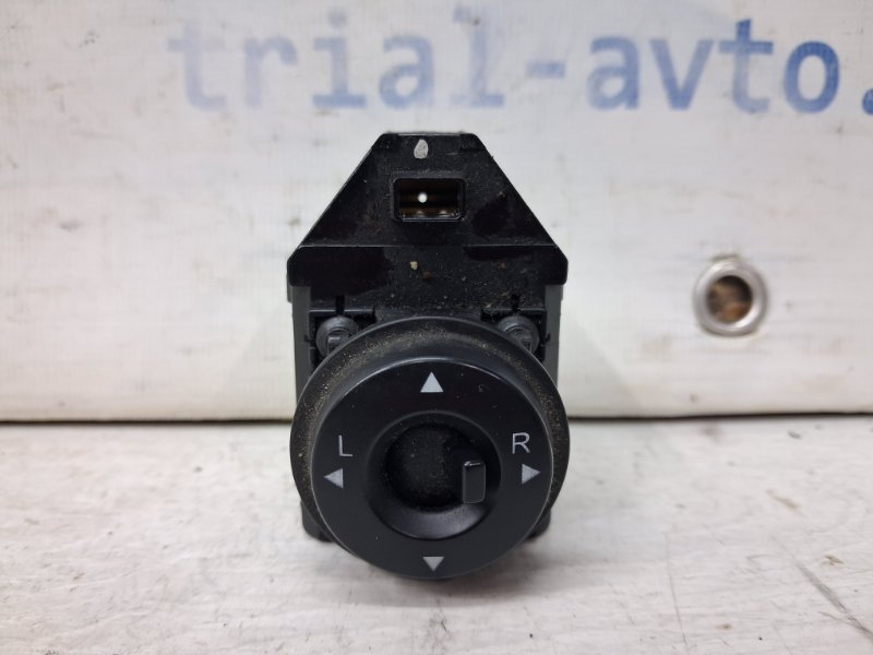 Корректор зеркал Kia Ceed 2006-2012 ED 1.6 diesel D4FB 935601H000 Б/У