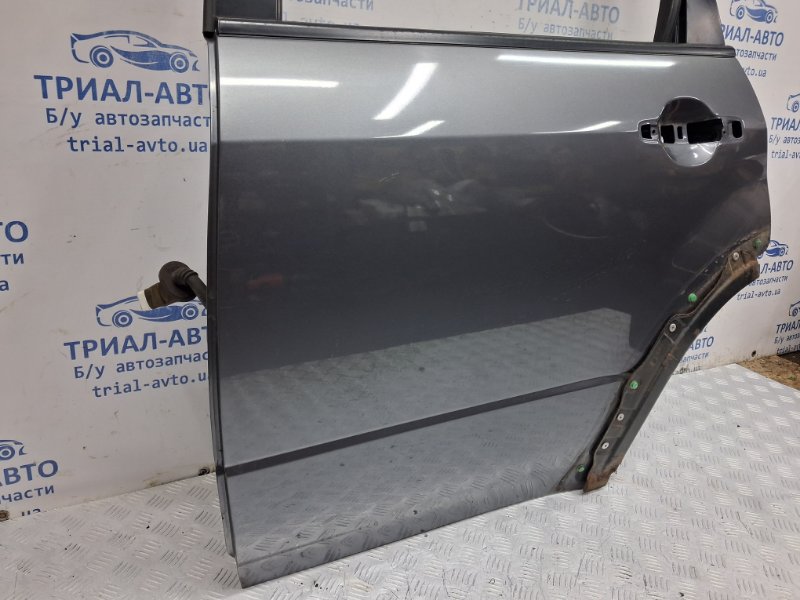 Дверь задняя левая Mitsubishi Outlander CU 2.4 бензин 4G69 Дверь задняя левая Mitsubishi Outlander CU 2.4 бензин 4G69