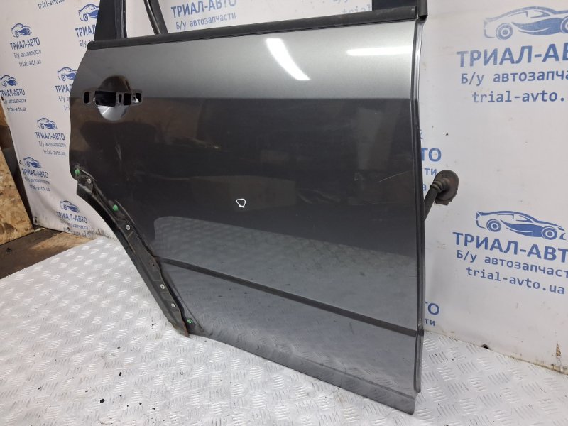 Дверь задняя правая Outlander 2003-2006 CU 2.4 бензин 4G69 Дверь задняя правая Outlander 2003-2006 CU 2.4 бензин 4G69