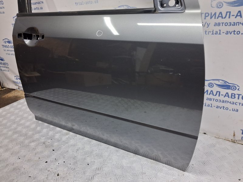 Дверь передняя правая Outlander 2003-2006 CU 2.4 бензин 4G69