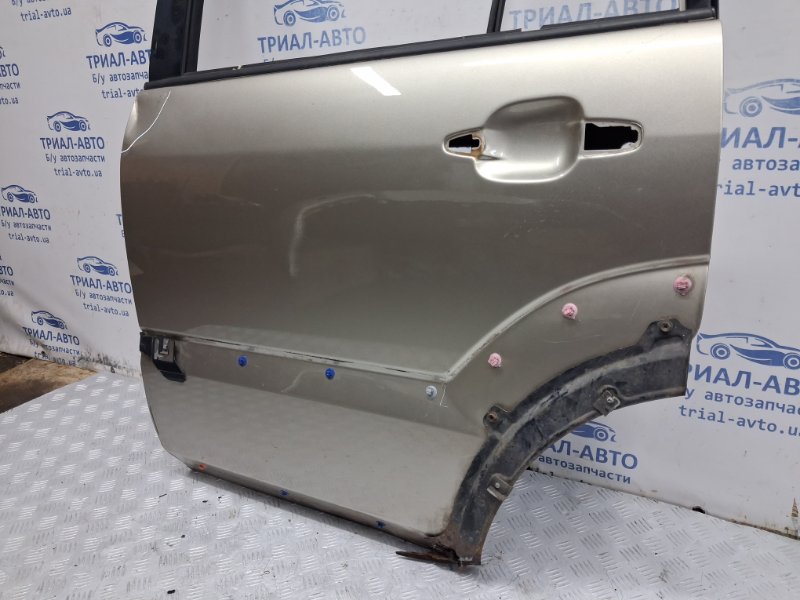 Дверь задняя левая Prado 2002-2009 J120 4.0 1GR-FE Дверь задняя левая Prado 2002-2009 J120 4.0 1GR-FE