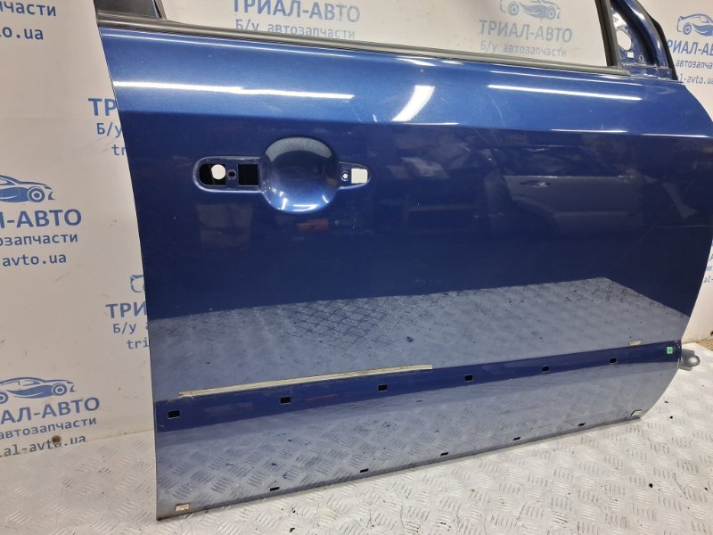 Дверь передняя правая Hyundai Tucson JM 2.0 diesel D4EA Дверь передняя правая Hyundai Tucson JM 2.0 diesel D4EA