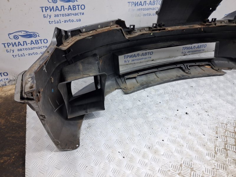 Бампер передний Outlander 2003-2006 CU 2.4 бензин 4G69