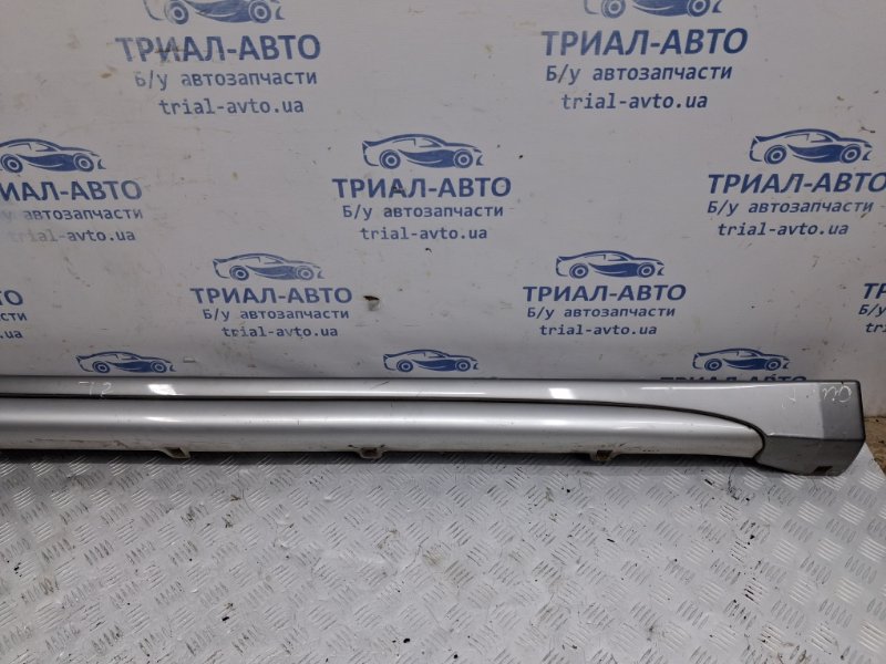 Накладка порога внешняя правая Mitsubishi Outlander CU 2.4 бензин 4G69