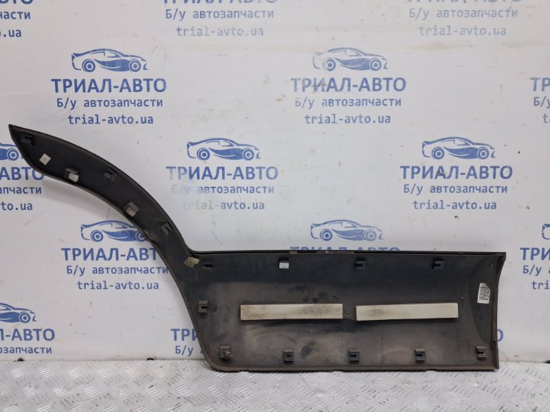 Накладка двери задняя левая Tucson 2004-2009 JM 2.0 diesel D4EA Накладка двери задняя левая Tucson 2004-2009 JM 2.0 diesel D4EA