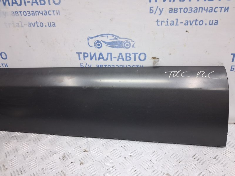 Накладка двери передняя левая Hyundai Tucson JM 2.0 diesel D4EA Накладка двери передняя левая Hyundai Tucson JM 2.0 diesel D4EA