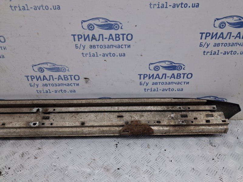 Подножка правая Prado 2002-2009 J120 4.0 1GR-FE