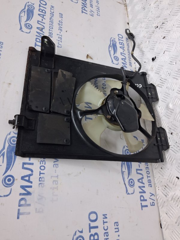 Диффузор с вентилятором радиатора Outlander 2003-2006 CU 2.4 бензин 4G69