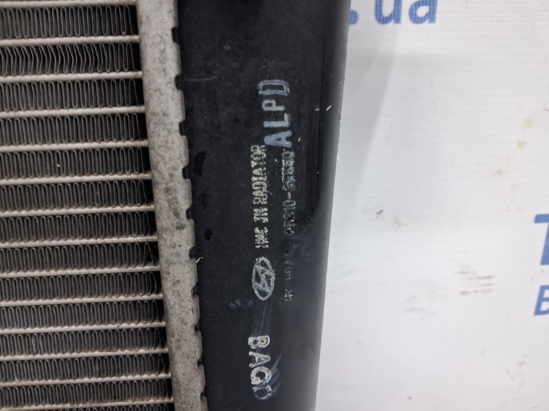 Радиатор основной Tucson 2004-2009 JM 2.0 diesel D4EA Радиатор основной Tucson 2004-2009 JM 2.0 diesel D4EA