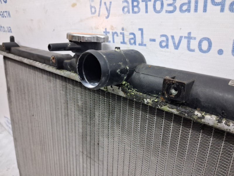 Радиатор основной Mitsubishi Outlander CU 2.4 бензин 4G69