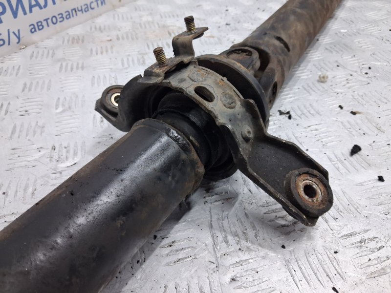 Вал карданный Outlander 2003-2006 CU 2.4 бензин 4G69