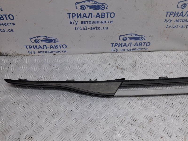 Рейлинг на крышу левый Tucson 2004-2009 JM 2.0 diesel D4EA Рейлинг на крышу левый Tucson 2004-2009 JM 2.0 diesel D4EA