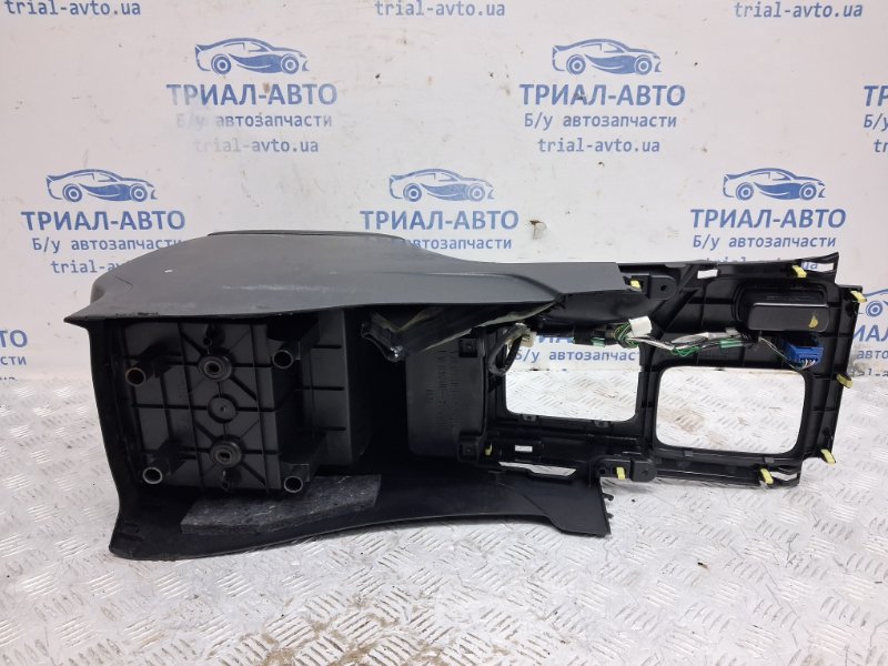 Подлокотник Prado 2002-2009 J120 4.0 1GR-FE