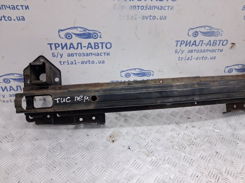 Усилитель бампера передний Tucson 2004-2009 JM 2.0 diesel D4EA Усилитель бампера передний Tucson 2004-2009 JM 2.0 diesel D4EA