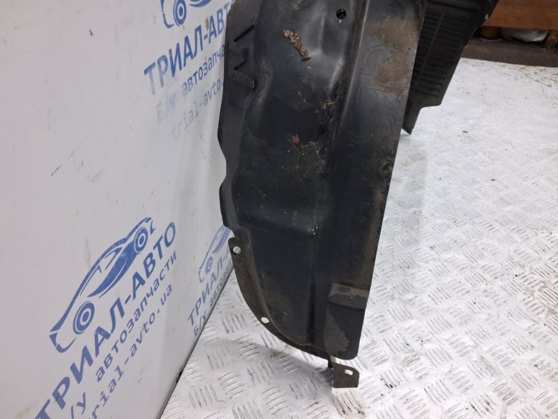 Подкрылок передний левый Tucson 2004-2009 JM 2.0 diesel D4EA Подкрылок передний левый Tucson 2004-2009 JM 2.0 diesel D4EA