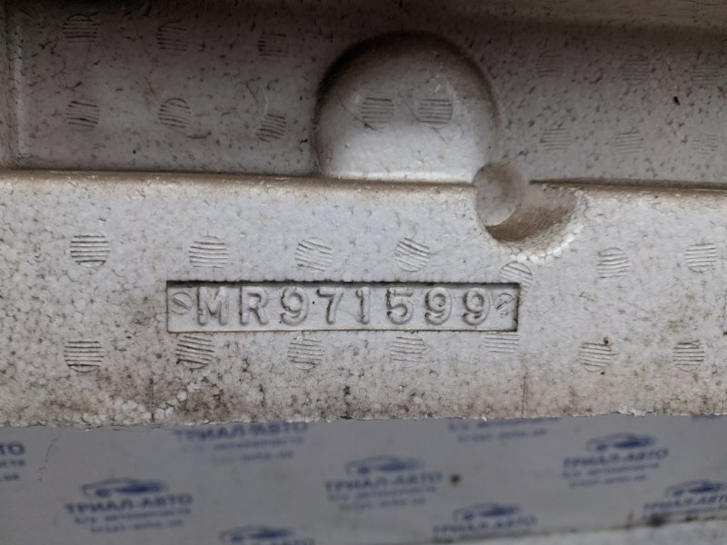 Абсорбер переднего бампера Outlander 2003-2006 CU 2.4 бензин 4G69